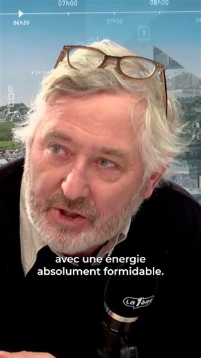 THE BRIDE "The sets, the costumes, everything sweeps us away, despite a messy script!" - Cinema