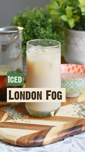 An iced London fog has: Earl grey tea ✅ Milk ✅ Lavender ✅ What better way to stay cool this summer? Here’s how to make it. Ingredients for the lavender syrup: 👉🏼1 cup Anthony’s Organic Cane Sugar 👉🏼½ cup water 👉🏼2 tbsp Anthony’s Dried Lavender Petals Ingredients for the drink: 👉🏼1 tsp Anthony’s Earl Grey Tea 👉🏼1 cup hot water 👉🏼¼ cup milk of choice 👉🏼Ice Instructions: 1. First, prepare the lavender syrup: In a small saucepan, bring the water and lavender to a boil. Reduce the heat 