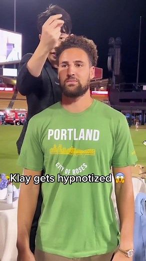 Being Hypnotized: Klay's Unbelievable Reaction 😱