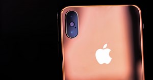 You Can Take Screenshots By Tapping The Apple Logo On The Back of Your iPhone. Here's How.