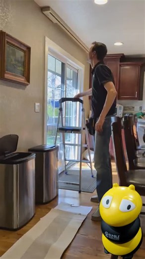 Time to ditch the cords and embrace smart living! 💡 We specialize in the professional installation of beautiful, motorized smart drapes. Effortless Operation: Control from your phone or remote. Sleek Design: Enhance your home's modern aesthetic. Privacy & Light Control: At the touch of a button. 🛡️ Don't wait to automate! 👉 CALL US NOW TO BOOK: 720-515-5744 #SmartHome #MotorizedDrapes #SmartDrapery #HomeAutomation #WindowTreatments #DenverHomes #HomeUpgrade #InteriorDesign | Bumble Bee Blinds