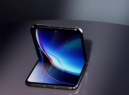 7K views · 133 reactions | The iconic flip is back but with a modern twist! Get the NEW motorola razr+, featuring the largest external display of any flip phone: https://bit.ly/3NqHChH | Motorola | Facebook