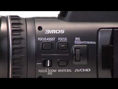 AG-HMC40 Handheld Dual-Use AVCCAM Camcorder