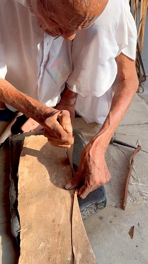 Amazing 120-year-old man creates ancient gadgets from leather | Mr Nokha