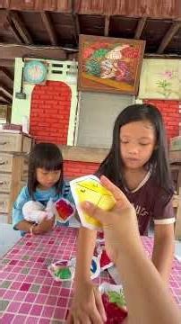 สกุชชี่กระดาษกับพี่วิวและน้องวาด #สามวอสตอรี่ #เด็กๆ #funny #สกุชชี่