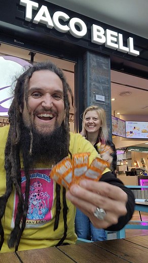 5.5K views · 298 reactions | 落落 | Chad Smith | Facebook