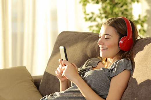 What is the legal age you can leave your child at home alone? - Netmums