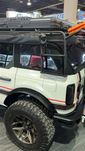 Nice off-road Bronco seen at SEMA! #SEMA2025 | Pro Tool Reviews
