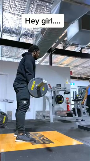 2.6K views | "Time to lift some weights and crush goals!  #FitnessJourney #StayMotivated" | Bugworkout | Facebook