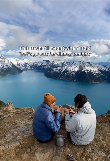 We hike up a mountain and at vegan mac and cheese just before sunset. Send this to the person you would eat here with!