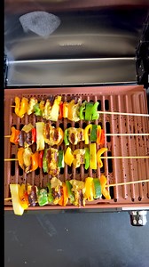 Burgers, brats, kebabs and more, all perfectly cooked—indoors! The easy-to-clean nonstick grilling plate locks in juices and flavor at up to 450° F. https://bit.ly/3ThkENo Grilled Tandoori Chicken Kebabs Ingredients For the marinade 1 cup whole milk greek yogurt 1.5 lbs chicken breasts, cut into 1” squares/cubes ½ tsp red chili powder ¼ tsp turmeric 1 tsp garam masala ¾ tsp garlic powder ¾ tsp onion powder ¼ tsp ground cumin ¼ tsp ground ginger 1 tsp salt 1 tsp ground coriander ½ tsp chaat masal