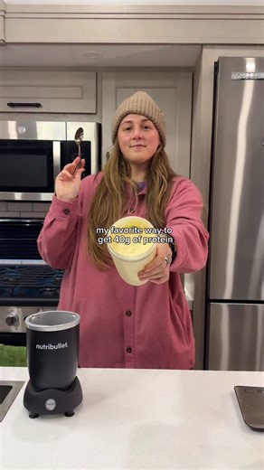 My go-to lately! I like my smoothies thick so I can eat them with a spoon 🥄 🥭 You can use my code “10JESSICA” to save $$ on @cleansimpleeats website 👀🫶🏼 | Jessica Rose