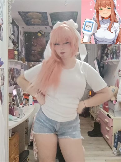 Un Cosplay bastante improvisado, pero bueno, me aburría un poco jajjaja#dokidokilitteratureclub #monika #cosplay #xybzcafyp #fypシ゚viral🖤tiktok