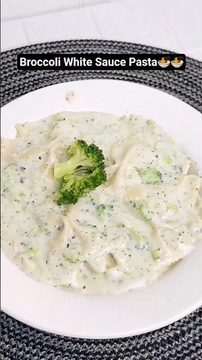 Creamy Broccoli White Sauce Pasta in Minutes! 🤍🍝 #shorts