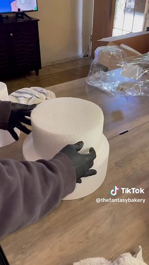 DIY: Faux Wedding Cake Material & Making Tips