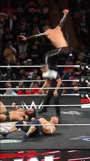 The Judgment Day were doing WHATEVER it took to take down three legends of the game 😮‍💨