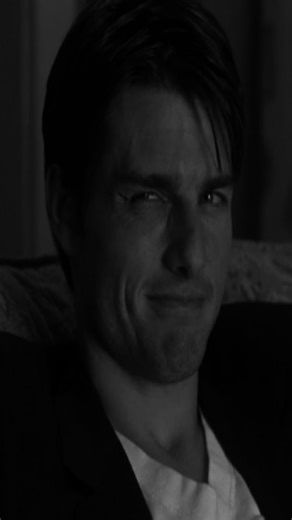 MINDSET | GRIND | VISION on Instagram: "This famous line, "The human head weighs eight pounds" was added because child actor Jonathan Lipnicki kept saying it on set. Director Cameron Crowe liked it so much that he wrote it into the script @forc.ise The living room scene between Jerry (Tom Cruise) and Ray (Jonathan Lipnicki) was completely ad-libbed to achieve a genuine on-screen connection. Film: Jerry Maguire #tranding #viral #for #important #viralreels"