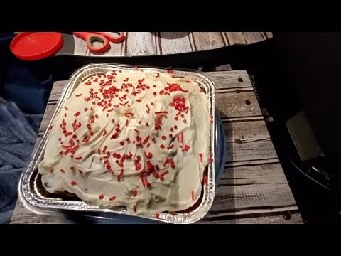 GALANZ microwave + airfryer + convection oven .... baked a spice cake, cinnamon rolls and pizza !