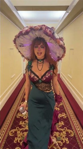 Obsessed with the Masquerade look of my poison mushroom! She turned out so good 💕😍😍🍄