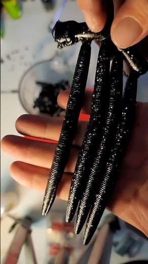 Making Black with White Flake Soft Plastics