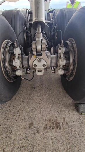 Fungsi Actuator pada Pesawat saat Takeoff dan Landing