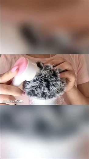 Fluffy mic triggers 🪶 #asmr #relax #triggersforsleep #sleepasmr