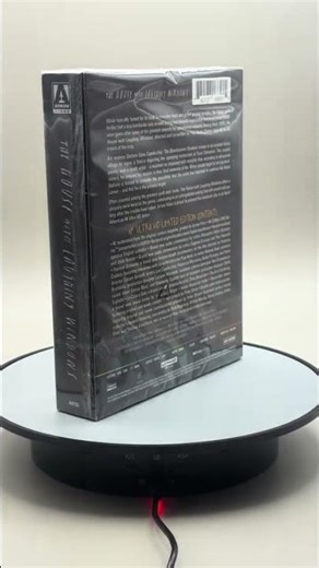 Classic 70s Italian giallo #4kuhd #physicalmedia #arrowvideo #giallo #thehousewithlaughingwindows