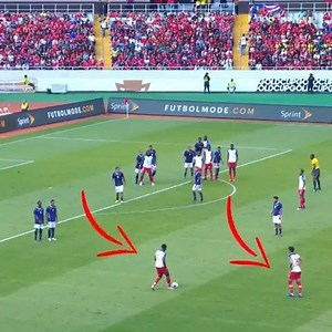 Skiller |Football |Soccer | on Instagram: "👀⚽️😂👏 @golazoweekly🎥"