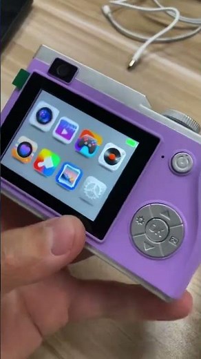 Digital Cameras Kids LK007 2.4inch HD Screen CCD Camera 44MP Rotary Screen Camera Video Recording