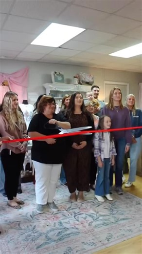 11 reactions · 3 comments | What an AMAZING year!! The Fig Tree has been so blessed to have been able to grow so much throughout this past year! Every clothing drop, event, and big moment, our customers have been there to support us every step of the way! Thank you and happy NYE!!✨懶 | The Fig Tree | Facebook