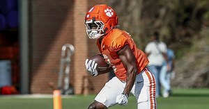Davidson makes bold prediction on Clemson's running back group