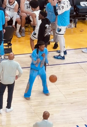 Ja Morant practicing his moves #fyp #memphisgrizzlies #grizzlies #jamorant #foryoupage