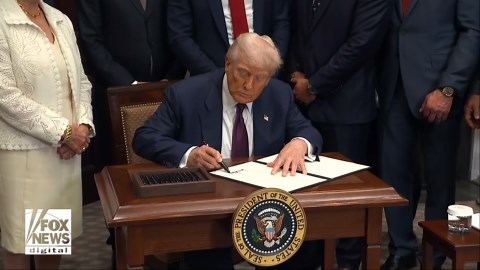 FOX Business Briefs 10/6