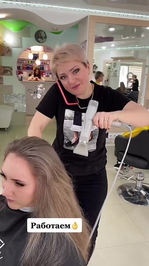 Expert Hair Styling Techniques at a Modern Salon