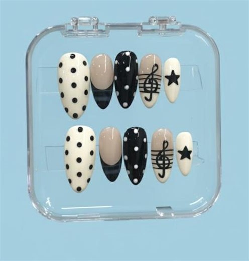 Polka Dots Musical Notes Press on Nail, Kawaii Black & White Design, Hand Painted French Tips, Star, Retro Vintage Style Party Holiday Nails - Etsy
