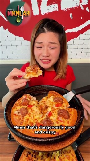 🍕🔥 The LEGENDARY Original Pan Pizza — Only at Pizza Hut! 🤤