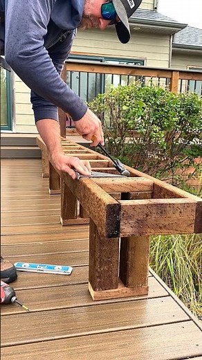 How To Build A Trex Composite Deck Bench #homeimprovement #diy #construction