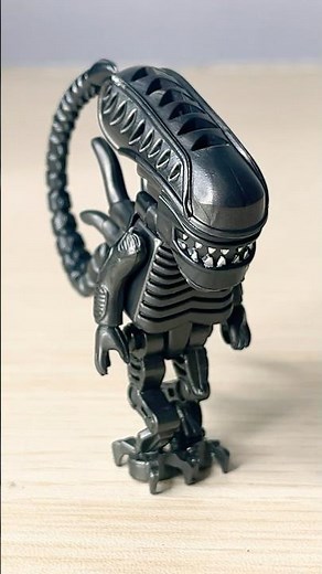 The LEGO ALIEN is Terrifying… #lego #alien #xenomorph