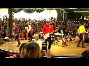The Wiggles Live - Quack Quack Cockadoodledoo