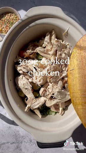 Delicious Slow Cooker Chicken and Veg Soup Recipe