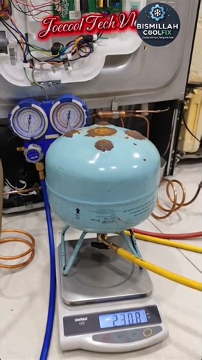 compressor fitting and gas charging