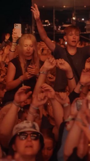 28K views · 19 shares | We’re really looking forward to heading back out to Europe next summer! We’re playing Stadspark Groningen. And we’re very excited about it. Tickets available now via mojo.nl/snowpatrol | Snow Patrol | Facebook