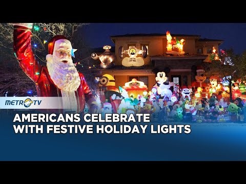 Stunning Holiday Decorations Across the U.S.