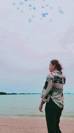 Basic Makeup Tutorial on the Beach