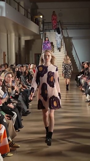 Marimekko Fall/Winter '25 at Copenhagen Fashion Week. Head to marimekko.com to watch the full show recording and explore runway images and street style looks. Video by Justlugonja Learn more: https://marimekko.com/marimekko-at-copenhagen-fashion-week | MARIMEKKO