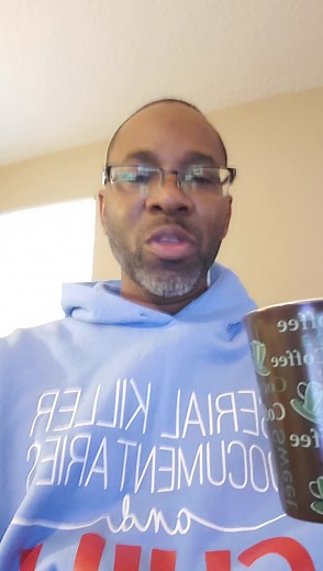 aaaaw! @alexa99 is so sweet! She sang me a song this morning❤❤❤ #alexa #heyalexa #alexa99 #mondaymotivation #caseofthemondays