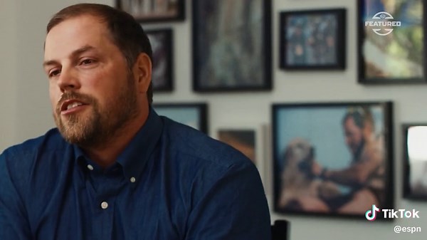 In loving tribute to #Arthur, the stray dog found by a team of adventure racers in the Amazon jungle 🐾 #goodboy #dogsoftiktok #ArthurtheKing