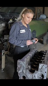 Upper Main bearing install. #dieselmechanic #femalemechanic #engine #diesellaptops #performancedieselutah ##enginerebuild | The Girl Mechanic