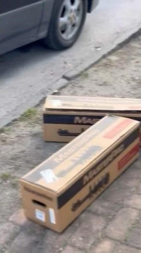 Rear Toyota Strut Replacement #mechanic #diy #fix #carmaintenance #repair #toyota #lexus