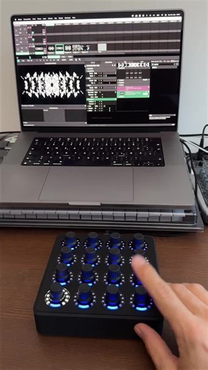 Using Endless Encoders for Wrestling Dashboard in Resolume